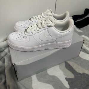 White Air Force 1 Size 8.5 Men